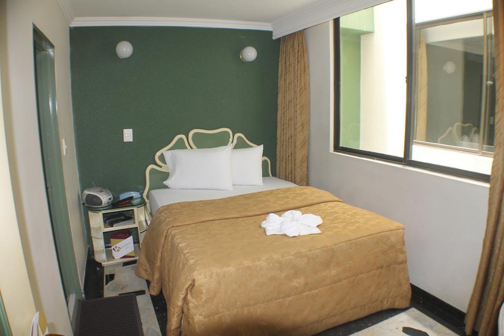 Hotel Business Bogotá Oda fotoğraf